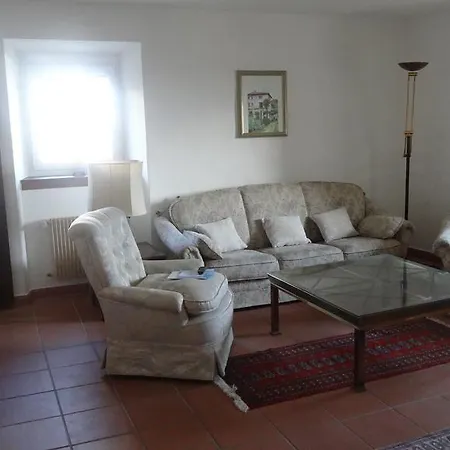 Casa Perini Контра